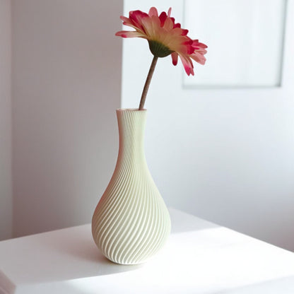 Vase Mireya im skulpturalen Design, 3D-gedruckt in natürlichem Farbton