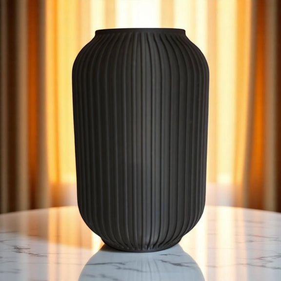 Kompakte Vase Soléa mit geometrischem Muster, hergestellt im 3D-Druck